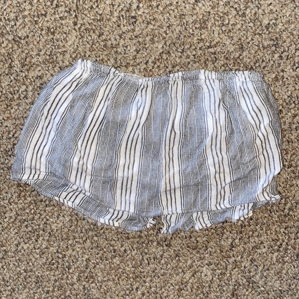 Hollister crop top